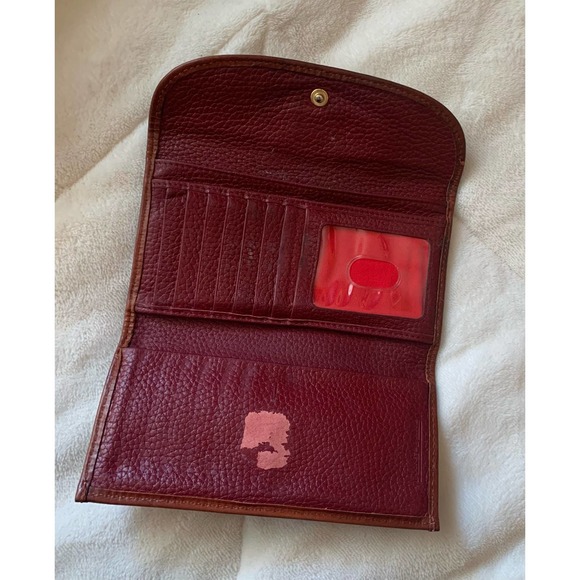 Dooney & Bourke Pebbel, Grain Continental clutch - Picture 2 of 2